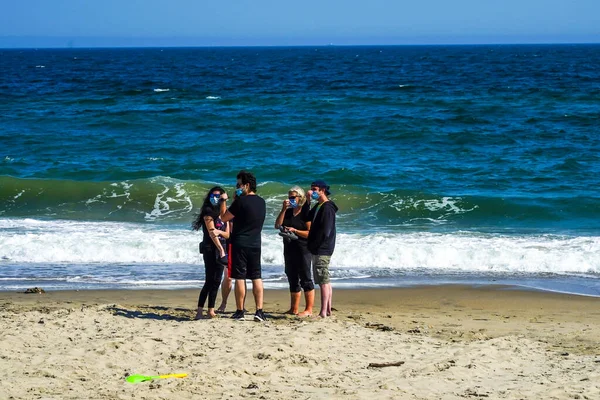 Far Rockaway New York May 2020 Sunbathers Swimmers Fill Beach — Stock Photo, Image