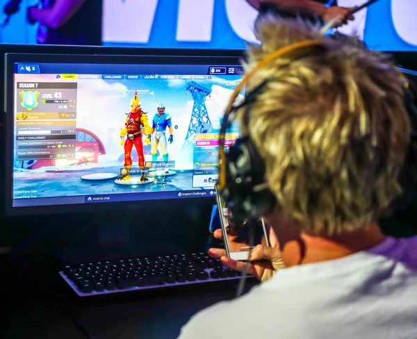 Melbourne Australia January 2019 Hundreds Fortnite Gamers Compete Fortnite Summer — Stock Photo, Image