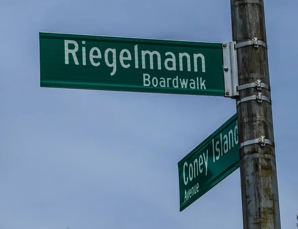 Brooklyn New York Mei 2020 Riegelmann Boardwalk Bord Bij Coney — Stockfoto