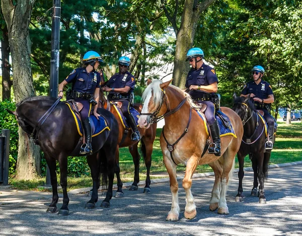 Nova Iorque Setembro 2019 Policiais Nypd Prontos Para Proteger Público — Fotografia de Stock