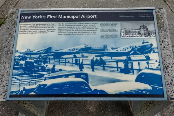 Бруклин Нью Йорк Апреля 2020 Года Подпись Историческом Поле Флойда — стоковое фото
