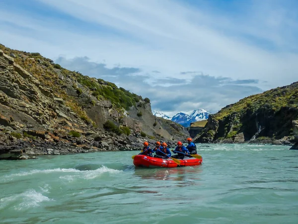 Chalten Argentina February 2020 Travel Enthusiasts Enjoy Whitewater Rafting Rio — Stock Photo, Image