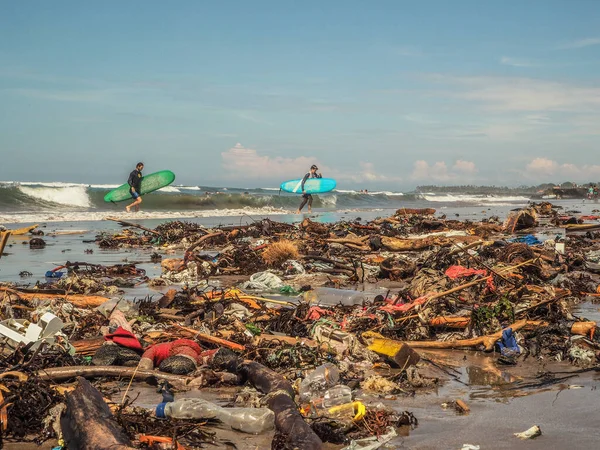 Plastic Bottles Trash Beach Bali — Stock Photo, Image