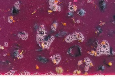 Şarap malzemesi, üzüm suyu - mutlaka, stum, maun. Moldova 'da şarap üretim teknolojisi. Şarap yapma geleneği. Eski üzüm işleme geleneği..