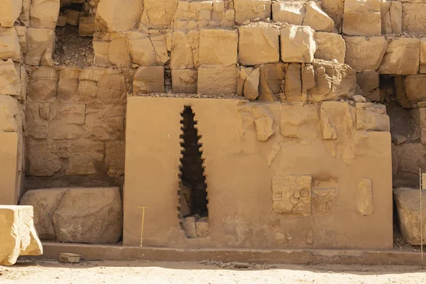 Luxor Governorate Egypt Karnak Temple Complex Amun Jeroglíficos Relieve Columnas — Foto de Stock