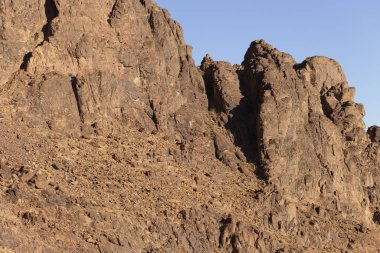 Mısır. Mount Sinai gündoğumu sabah. (Mount Horeb, Gabal Musa, Moses Mount). Hac yeri ve ünlü turistik hedef.