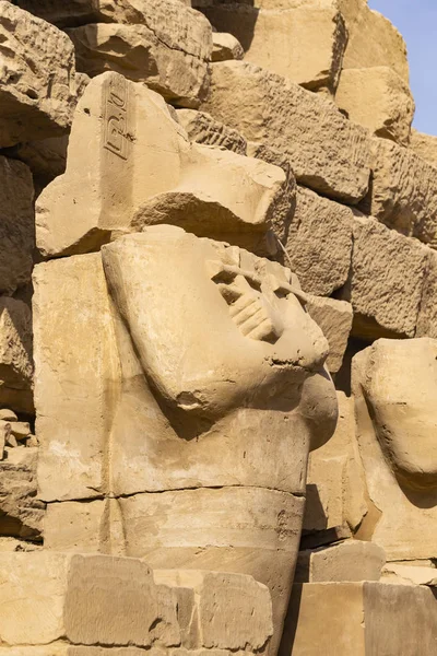 Sochy Ramsese Egypt Luxor Karnakův Chrám Komplex Amun Pamětihodnosti Unesco — Stock fotografie