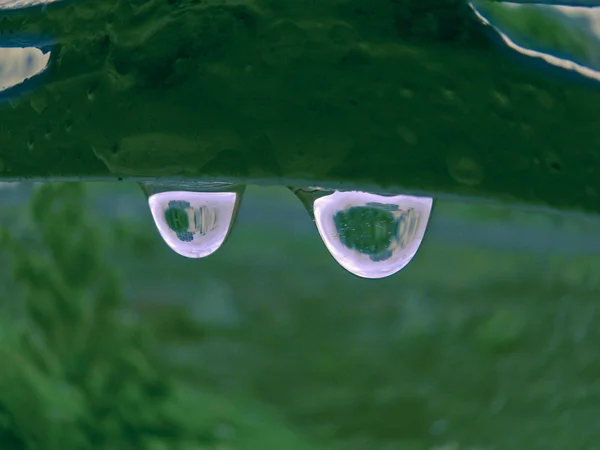 Капли Дождевой Воды Решетке — стоковое фото