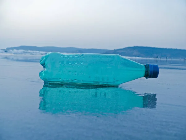 Colorful Soft Drinks Bottles Sand — Stock Photo, Image