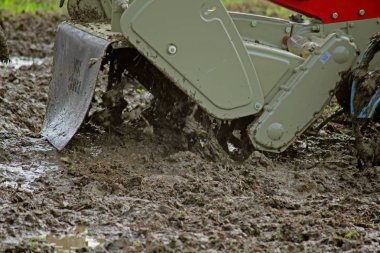 Küçük güç Tiller, küçük çiftlik makine yönetmek, tarım teknikleri