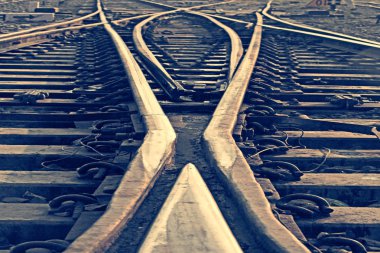 Tren yolu birleşmesi, tren rayları üzerindeki noktalar kümesi, Pune, Maharashtra, Hindistan