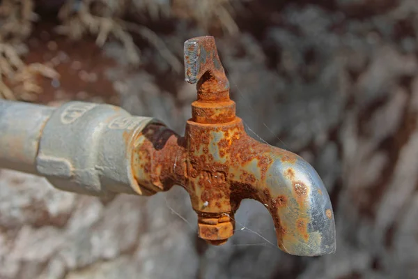 Old Broken Water Tap — 스톡 사진