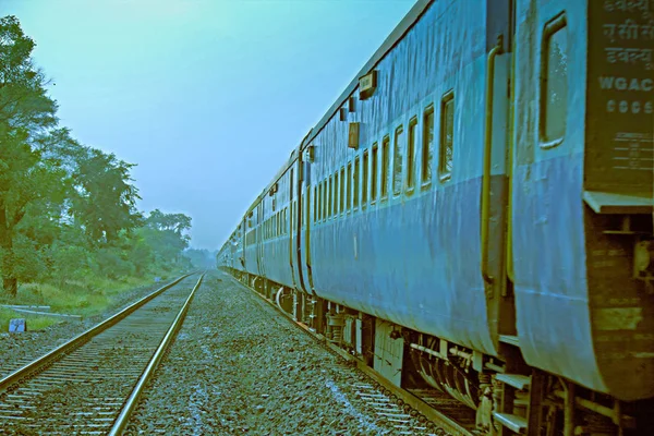 Vonat Vasúti Pályán Pune Maharashtra India — Stock Fotó