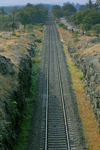 Railroad track, Ramdarya, Pune, Maharashtra, India — Stock Photo, Image