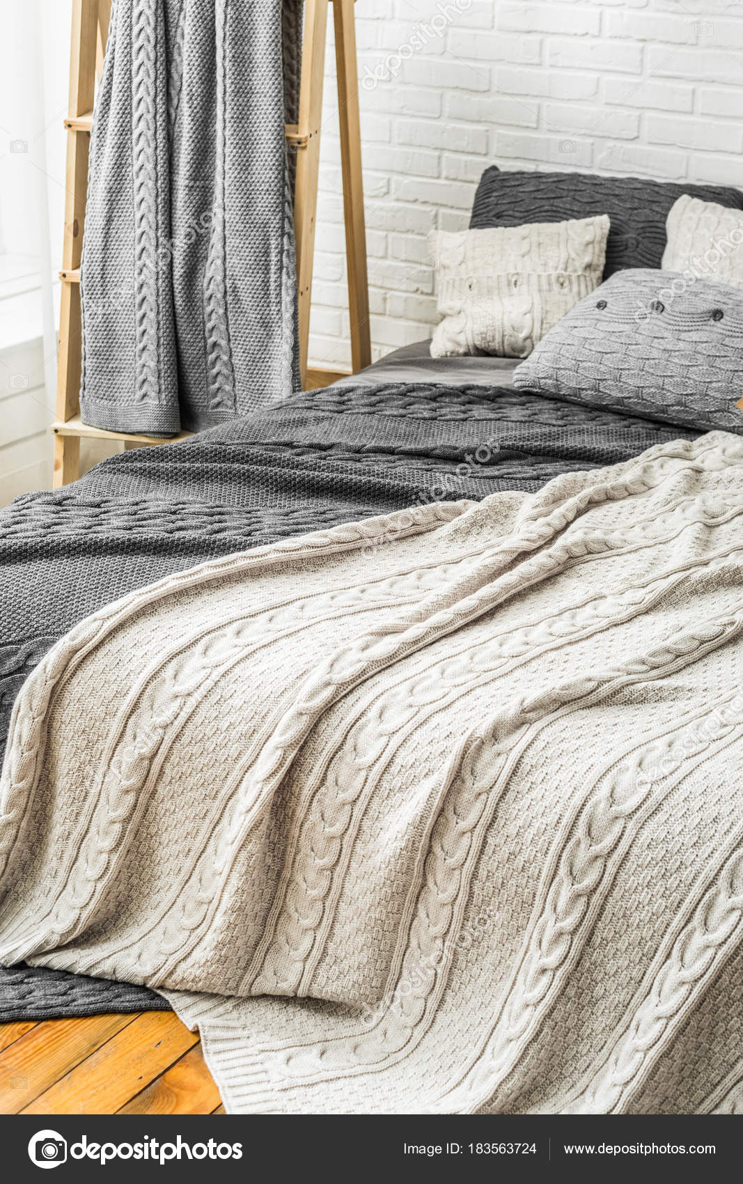 Bedroom decor interior plaid bedspread white gray — Stock Photo