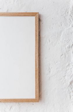 Kare kare afiş sahte beyaz duvar