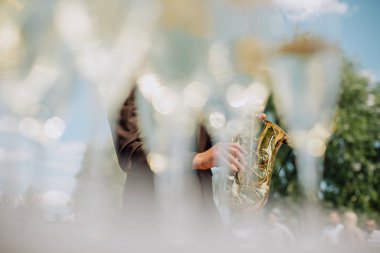 grup bardakları dışarıda boş kristal doğa