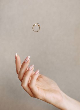 Gelin alyansı yüzük fırlatma kartı tasarımı