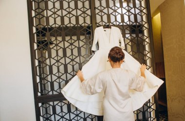 gelinlik gelinlik düğün arka daire ayrıntıları