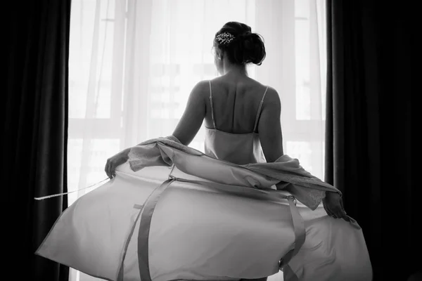 Flicka intim sovrum underkläder vacker kropp baksida — Stockfoto