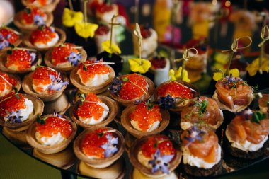 appetizer set seafood cupcake cheese grapes mirror