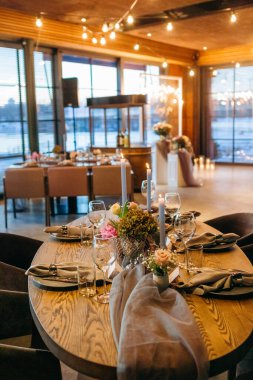 Kutlama etkinliği pırıl pırıl bardakları süsleme ziyafet masası