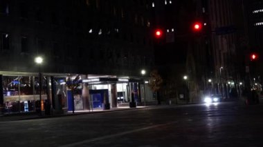 Pittsburgh PA sabahın erken saatlerinde Grant Street kavşak Timelapse