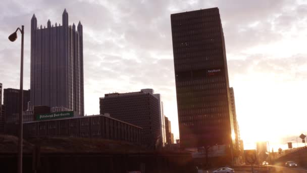 Circa Pittsburgh 2018 Kinowy Sunrise Pittsburghu Pobliżu Downtown Autostrady — Wideo stockowe