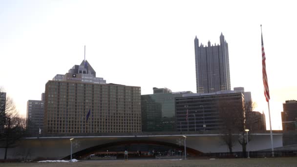 Circa Pittsburgh 2018 Estabelecimento Uma Imagem Ponte Portal Pittsburgh Janeiro — Vídeo de Stock