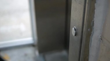 Asansör kapı açılır çatı Park garaj - yakın çekim