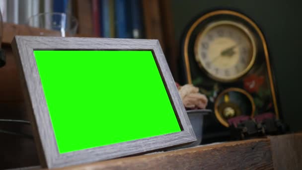 Green Screen Wooden Rustic Picture Frame Living Room — Stock Video