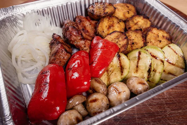 Grilled Potatoes Grilled Vegetables Meat Baking Tray Studio Shot — Stock Photo, Image