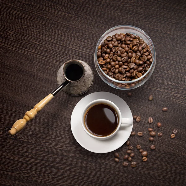 Atrybuty do kawy na podłoże drewniane — Zdjęcie stockowe