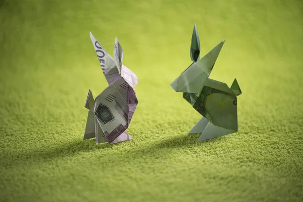 Liebre de origami de billetes — Foto de Stock