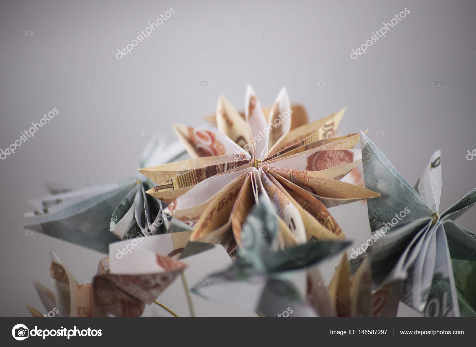 Blumen Origami Banknoten Stockfoto Artbutenkov 146587297