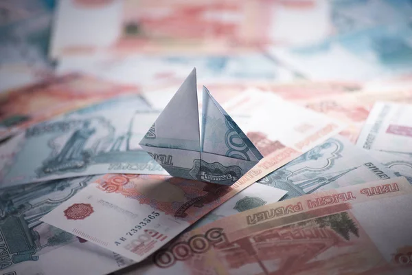 Schip origami bankbiljetten — Stockfoto