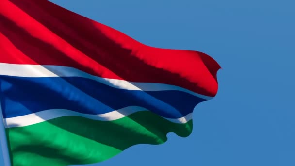 冈比亚的国旗在风中飘扬 — 图库视频影像