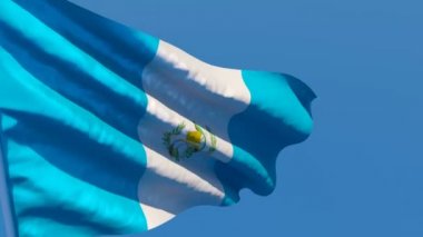 Guatemala 'nın ulusal bayrağı rüzgarda dalgalanıyor.