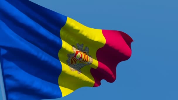 La bandera nacional de Andorra ondea con el viento — Vídeo de stock