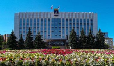 Tyumen, Rusya - 15 Temmuz 2018: Tyumen City Duma Binası.