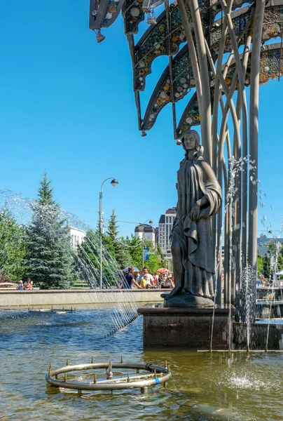 Tyumen Russland Juli 2018 Skulptur Winter Des Brunnens Vier Jahreszeiten — Stockfoto