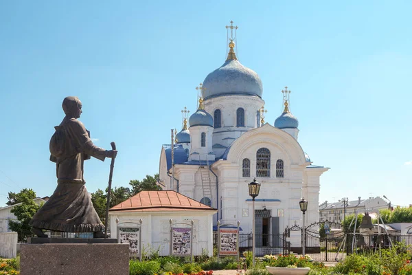 2018年7月16日 プラスコフ ルポロヴァ記念碑と聖ニコラス大聖堂 — ストック写真