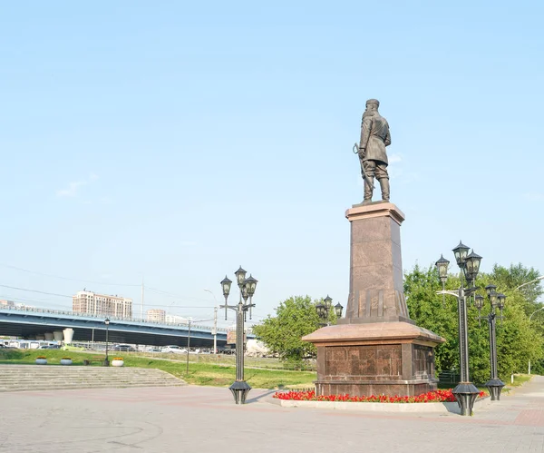 Novosibirsk Rússia Julho 2018 Monumento Alexandre Iii Fundo Paisagem Urbana — Fotografia de Stock