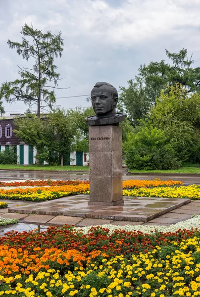 Irkutszk Oroszország 2018 Július Jurij Gagarin Emlékműve Angara Folyó Partján — Stock Fotó