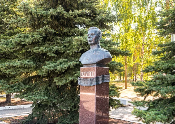 Saratov Rusia Agosto 2017 Busto Mariscal Nikolay Krylov Héroes Callejeros — Foto de Stock