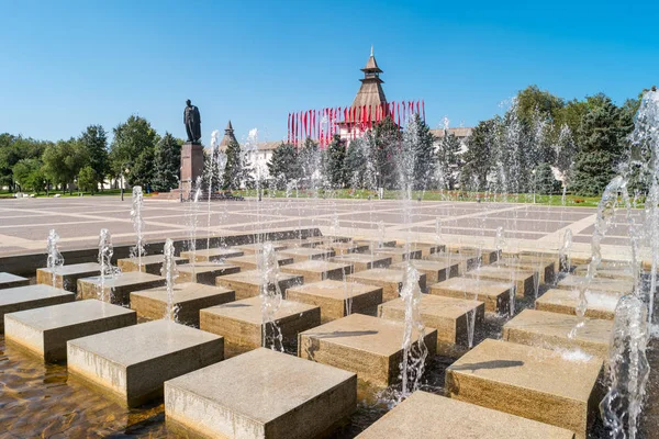 Astrakhan Russie Septembre 2017 Une Fontaine Moderne Sur Place Lénine — Photo