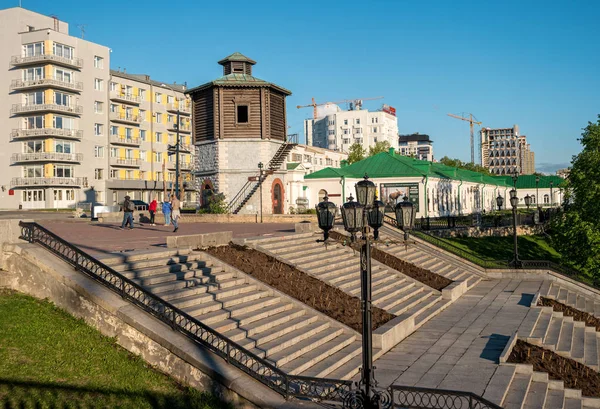 Ekaterinburg Russland Juni 2018 Alter Wasserturm Der Stadtlandschaft Auf Dem — Stockfoto