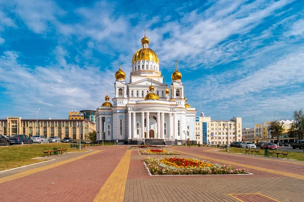 Saransk Rusia Agosto 2017 Hermosa Vista Catedral San Teodoro Ushakov —  Fotos de Stock