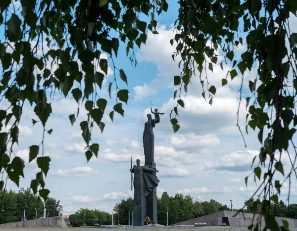 Penza Russie Août 2017 Monument Victoire Patrie Avec Enfant Dans — Photo