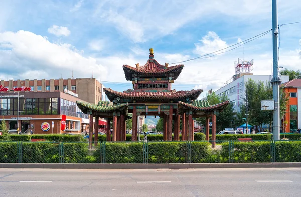 Ulaanbaatar Mongolia August 2018 Traditional Paifang Also Known Pailou Streets — Stock Photo, Image